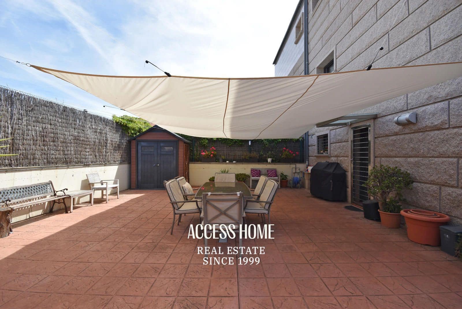 4 soveværelse Villa til salg i Tiana med swimmingpool garage - € 1.050.000 (Ref: 9148041)