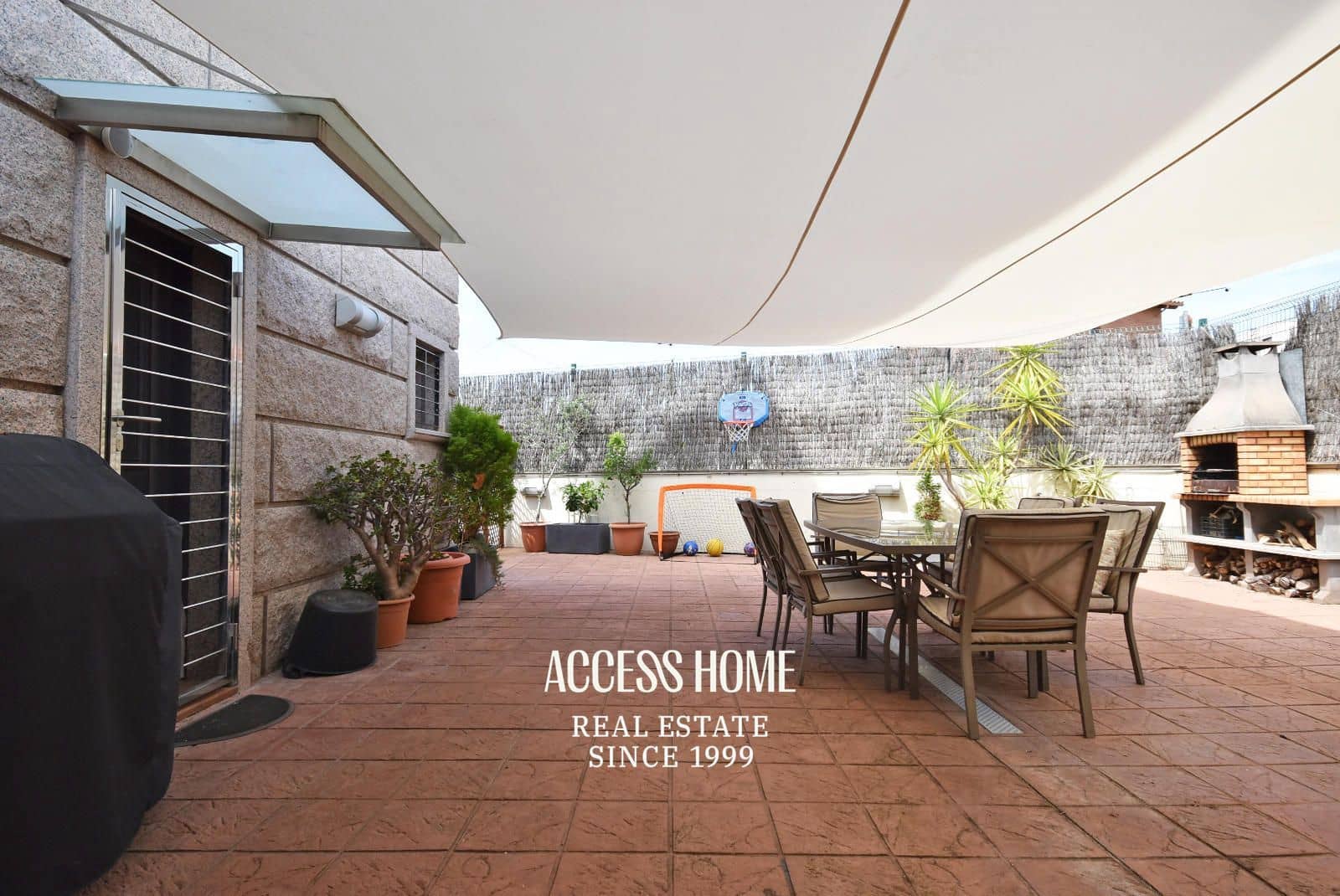 4 soveværelse Villa til salg i Tiana med swimmingpool garage - € 1.050.000 (Ref: 9148041)