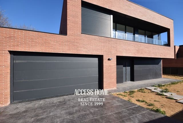 4 soveværelse Villa til salg i Mataró med swimmingpool garage - € 1.075.000 (Ref: 9148044)
