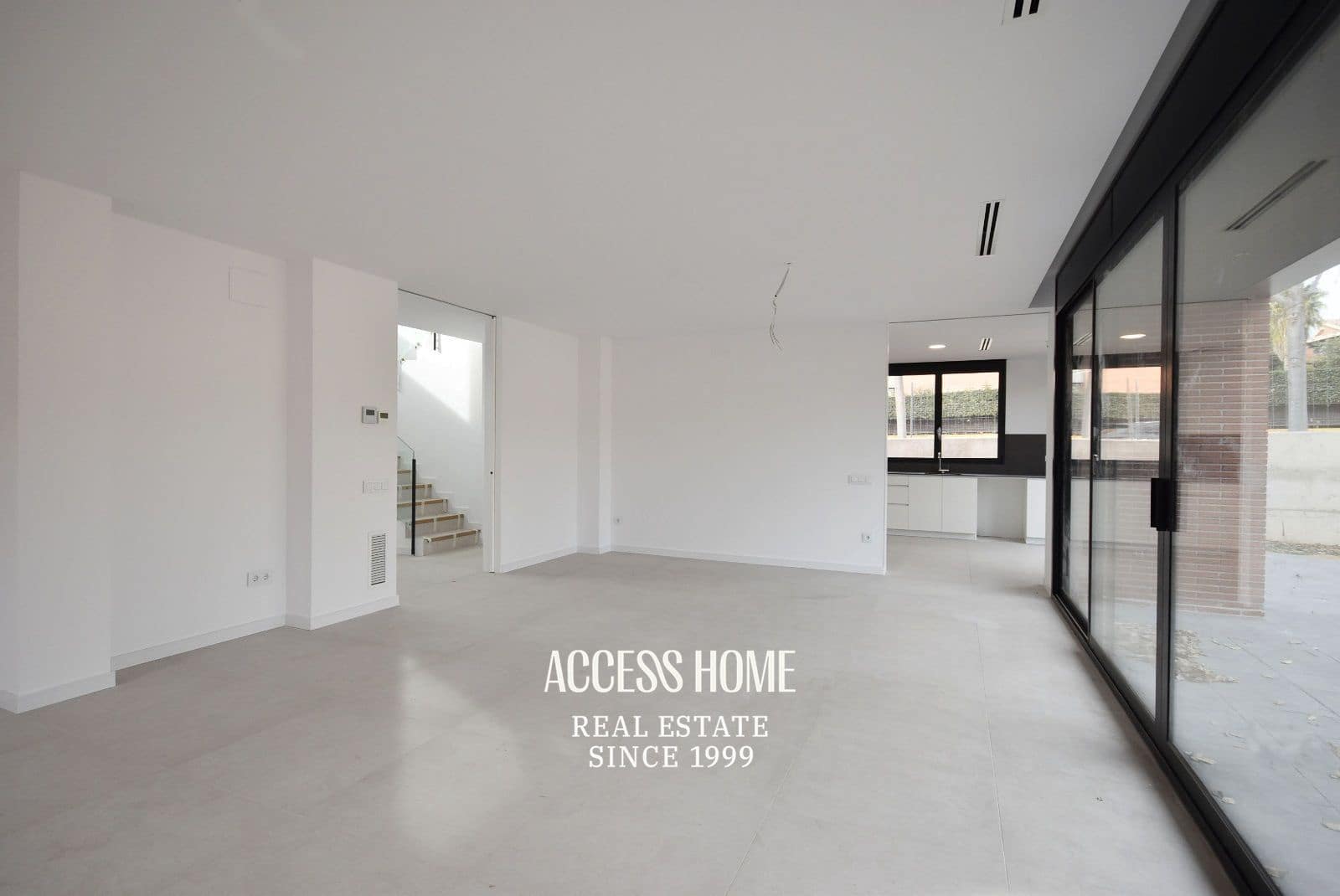 4 soveværelse Villa til salg i Mataro med swimmingpool garage - € 1.075.000 (Ref: 9148044)