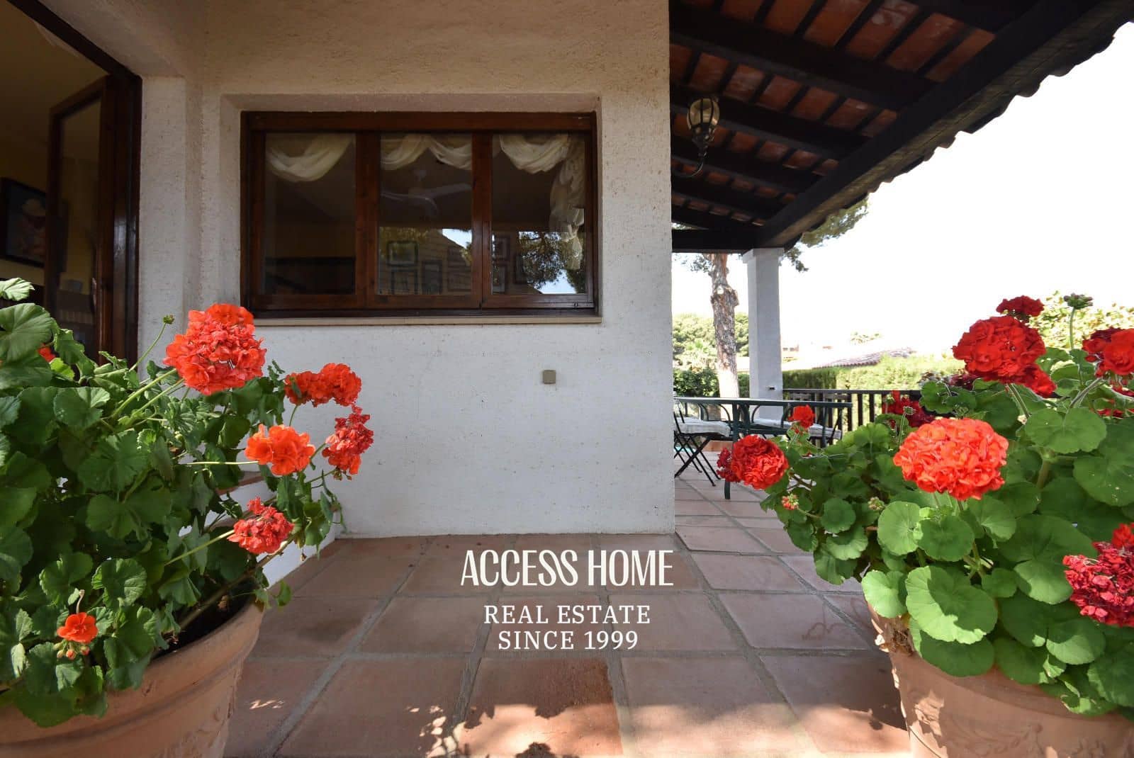 4 soverom Villa til salgs i Vilassar de Dalt med garasje - € 795 000 (Ref: 9148045)