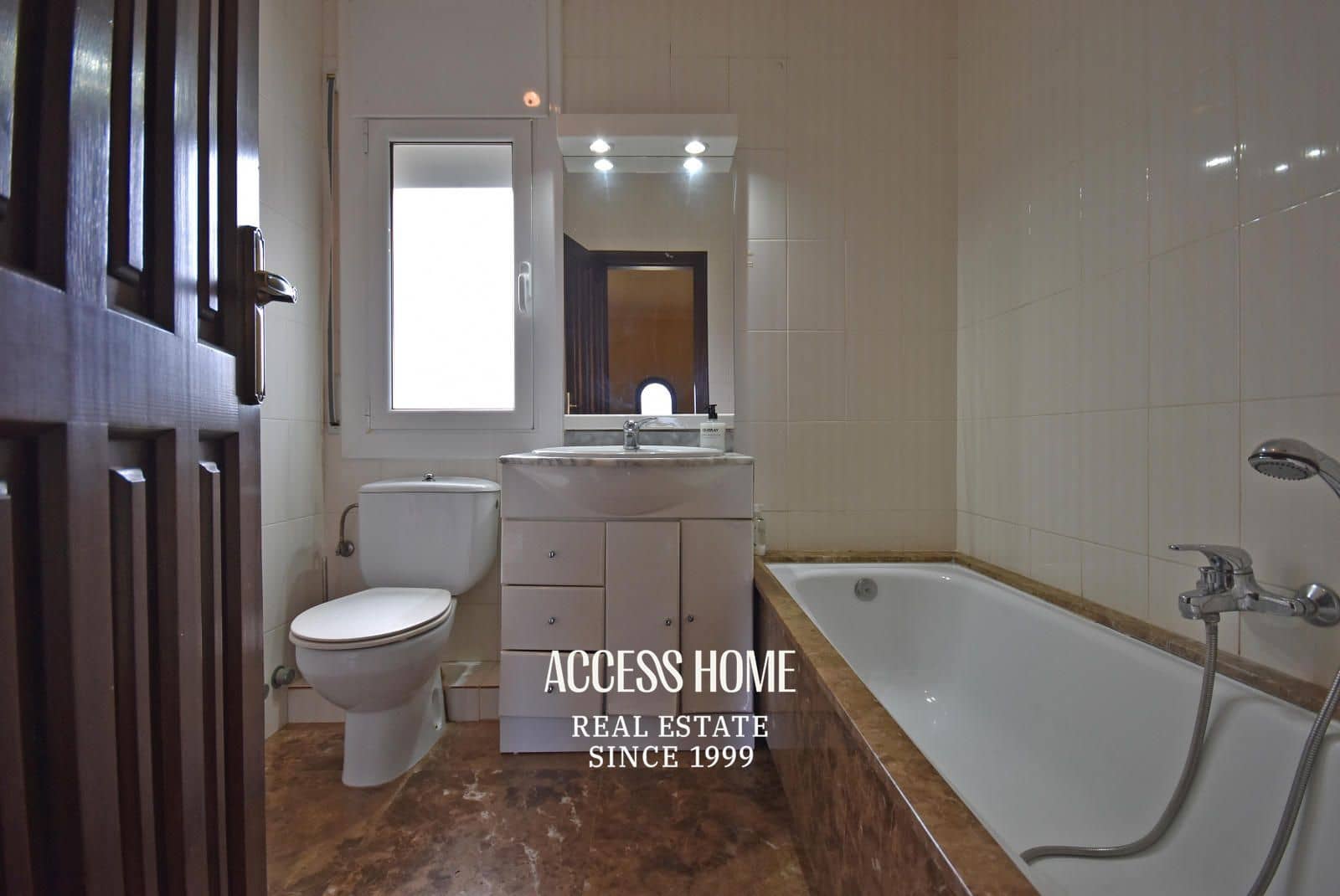 4 soverom Villa til salgs i Vilassar de Dalt med garasje - € 795 000 (Ref: 9148045)