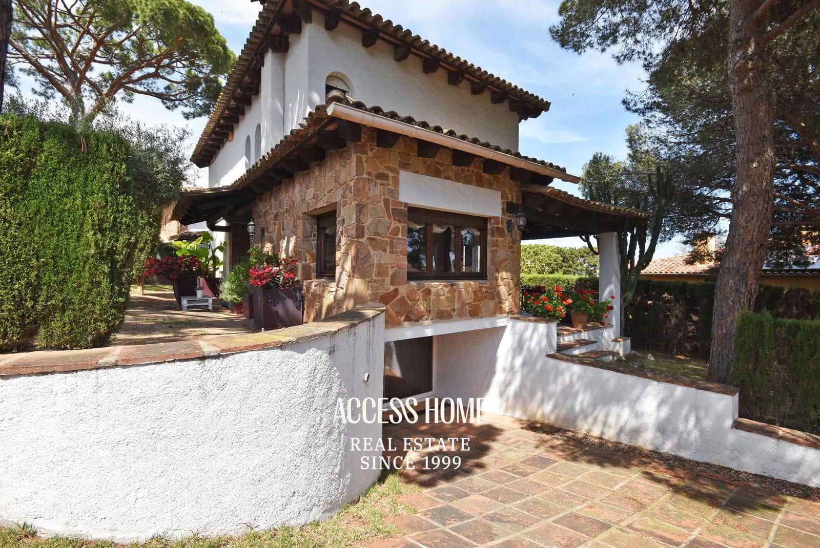 4 soverom Villa til salgs i Vilassar de Dalt med garasje - € 795 000 (Ref: 9148045)