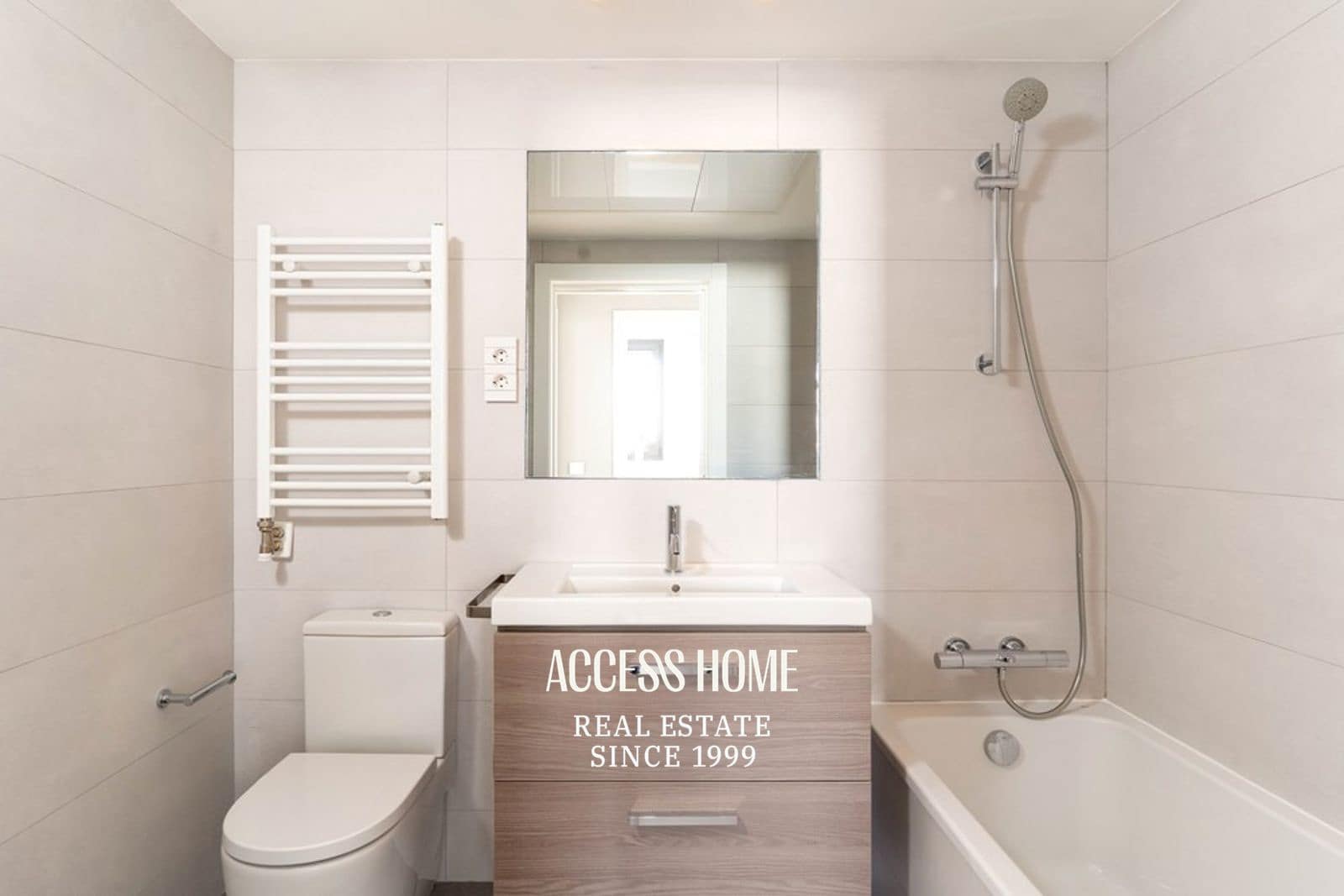 4 quarto Apartamento para venda em Badalona com piscina garagem - 694 000 € (Ref: 9150451)