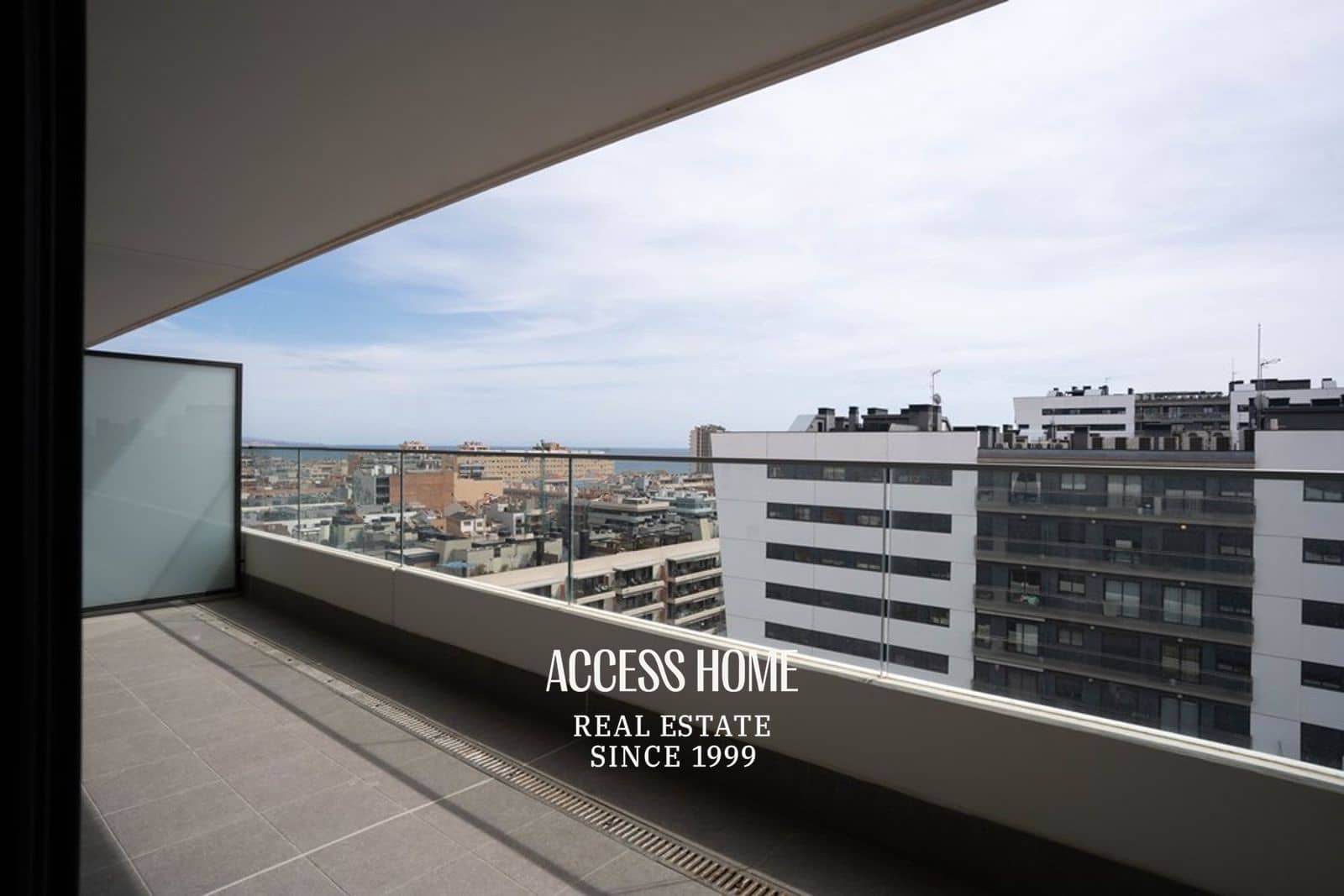 4 soveværelse Lejlighed til salg i Badalona med swimmingpool garage - € 657.000 (Ref: 9150455)