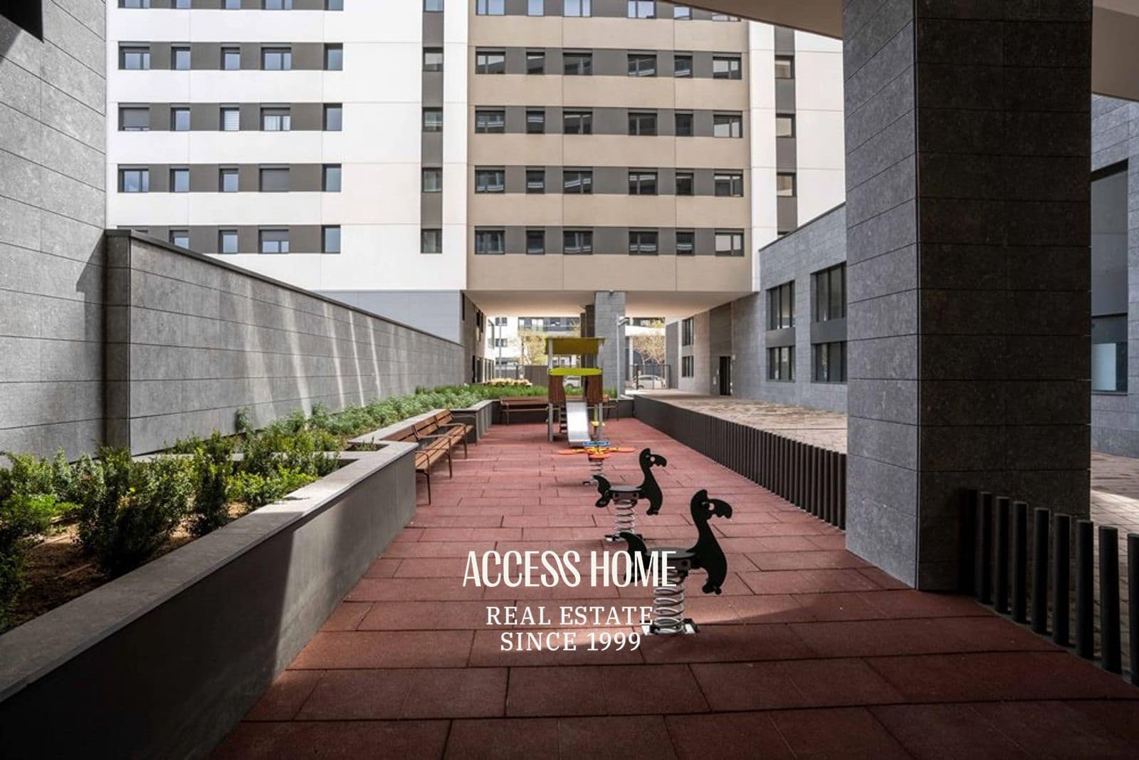 4 soveværelse Lejlighed til salg i Badalona med swimmingpool garage - € 657.000 (Ref: 9150455)