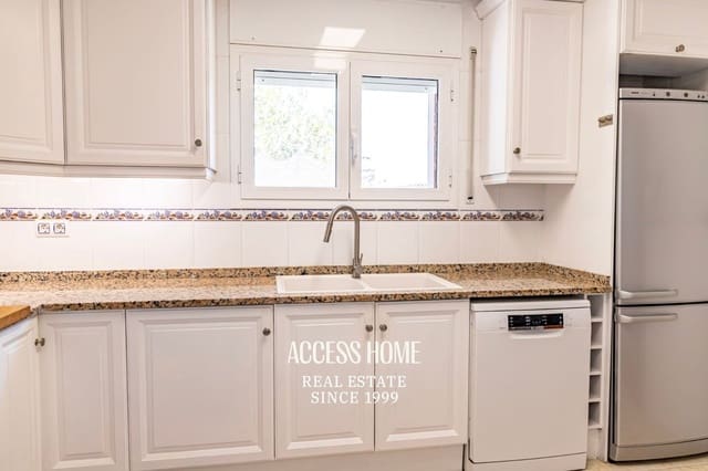 6 soverom Villa til salgs i Argentona med svømmebasseng garasje - € 840 000 (Ref: 9150783)