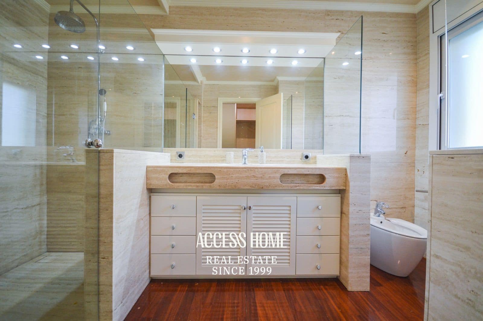 7 soveværelse Villa til leje i Premia de Dalt med swimmingpool garage - € 4.000 (Ref: 9151544)