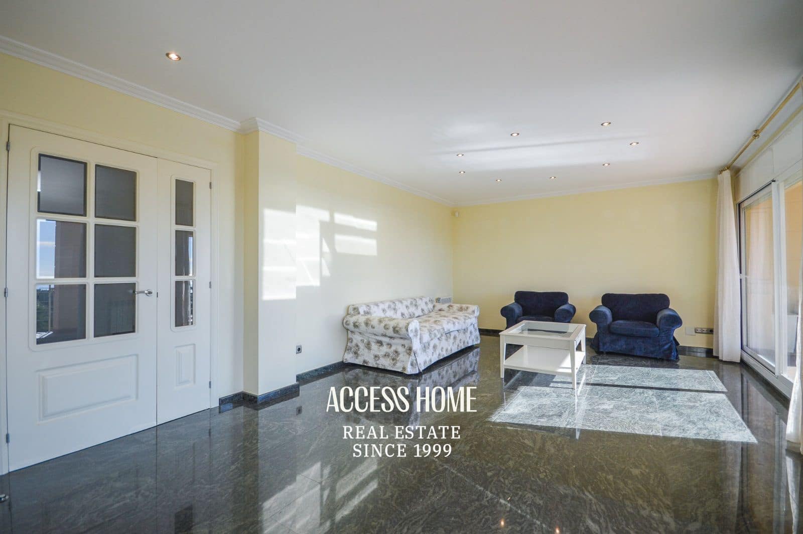 7 soveværelse Villa til leje i Premia de Dalt med swimmingpool garage - € 4.000 (Ref: 9151544)