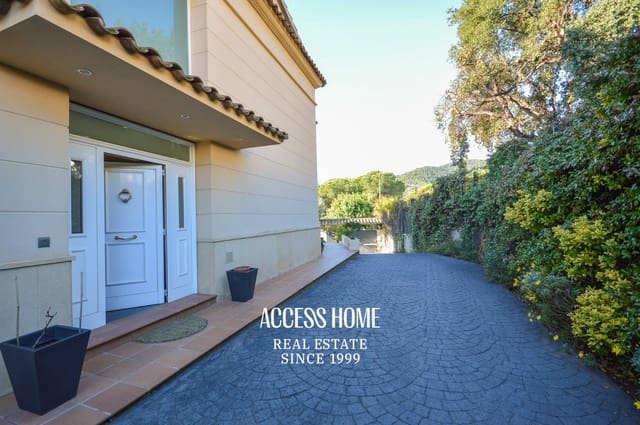 7 sypialnia Willa do wynajęcia w Premià de Dalt z basenem garażem - 4 000 € (Ref: 9151544)