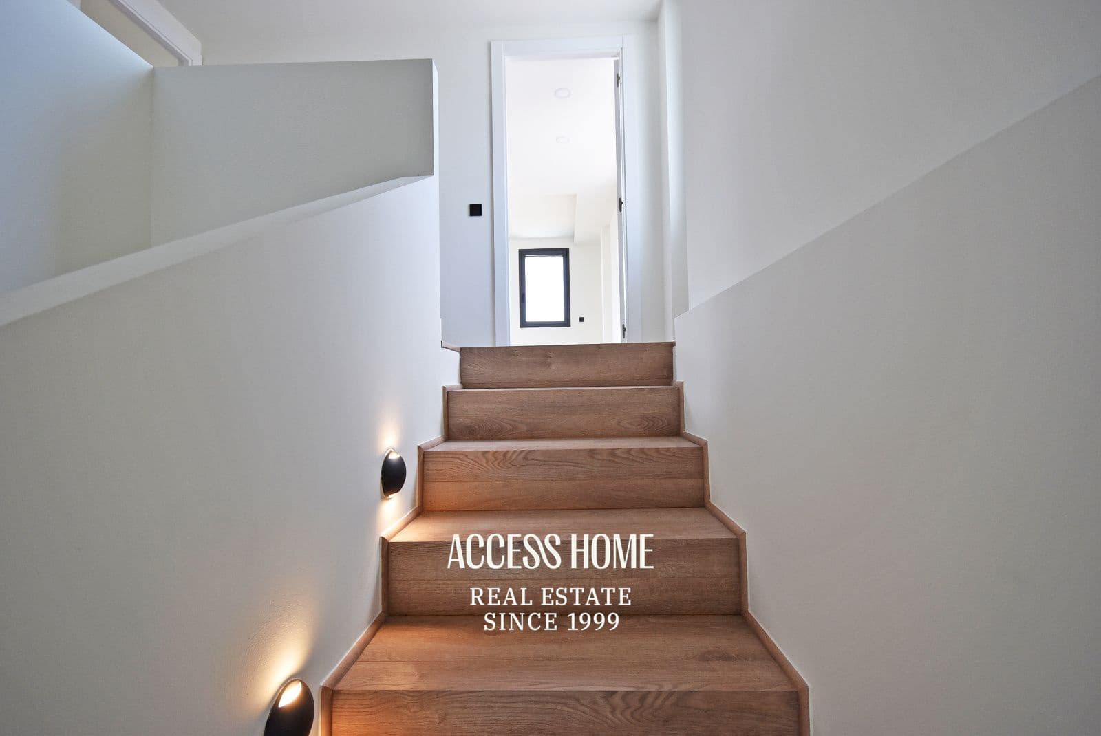 4 sypialnia Willa na sprzedaż w Teia z basenem garażem - 1 100 000 € (Ref: 9153171)