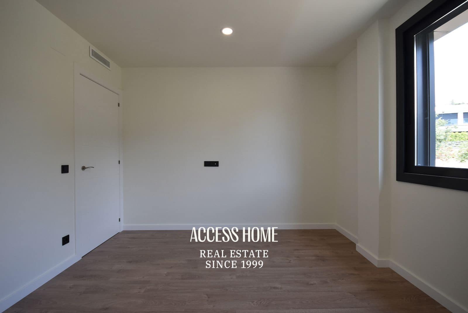 4 sypialnia Willa na sprzedaż w Teia z basenem garażem - 1 100 000 € (Ref: 9153171)