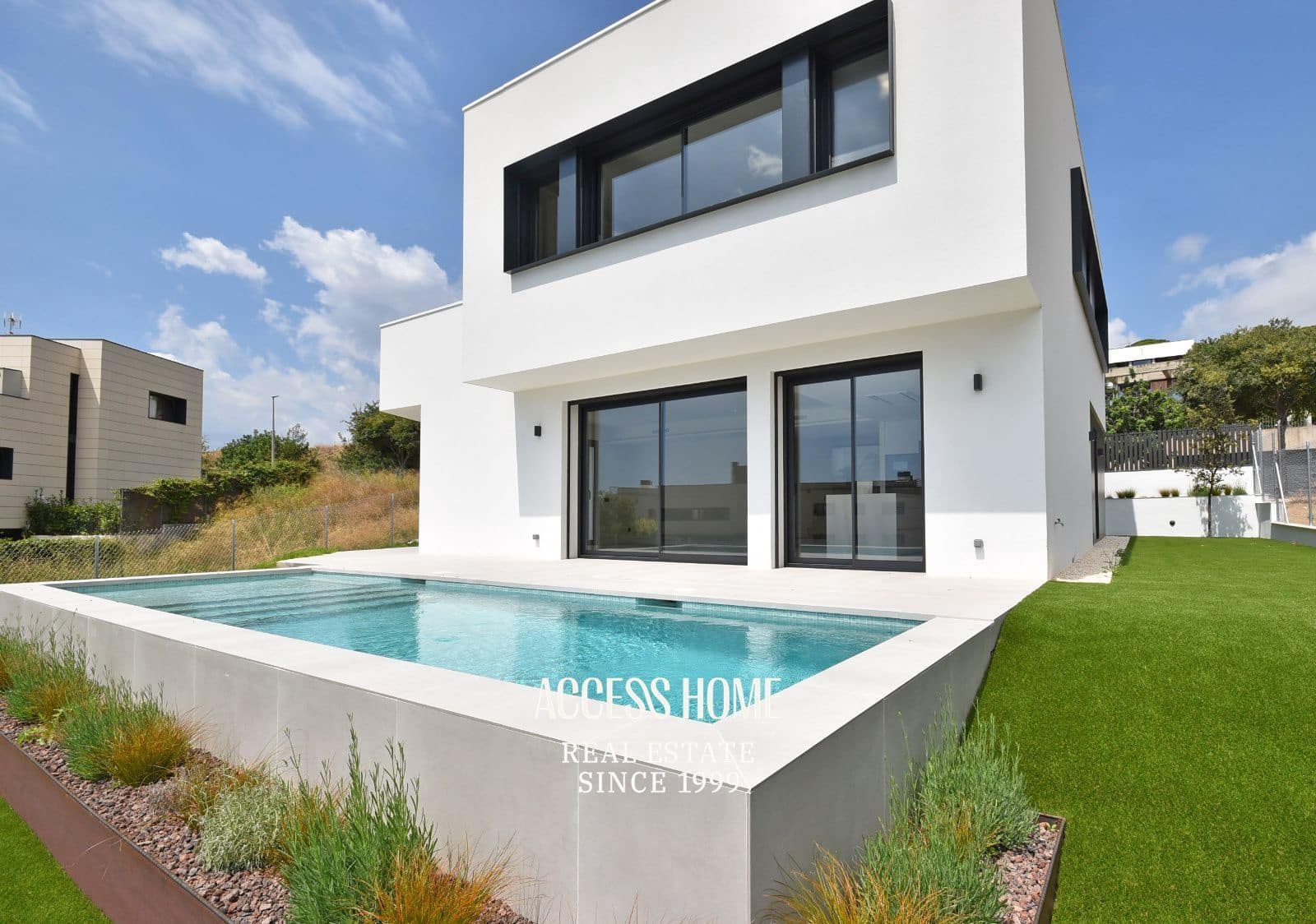 4 sypialnia Willa na sprzedaż w Teia z basenem garażem - 1 100 000 € (Ref: 9153171)