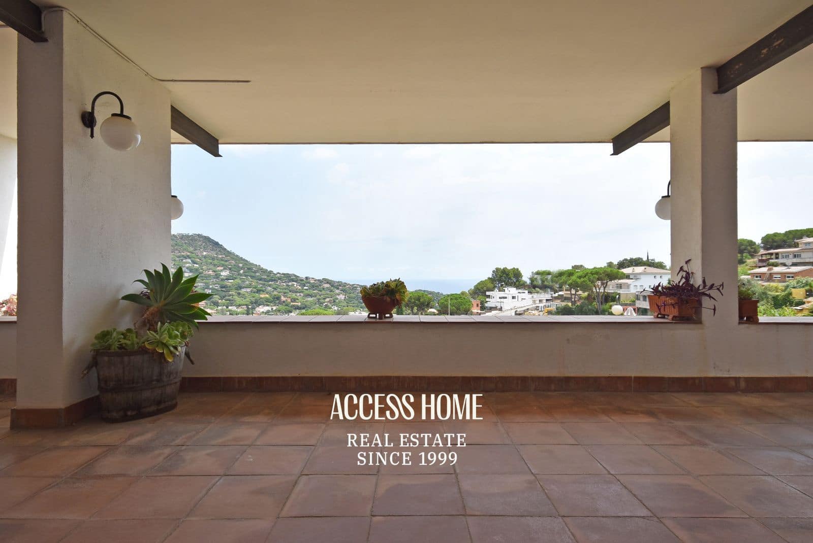 4 soverom Villa til salgs i Cabrils med svømmebasseng garasje - € 795 000 (Ref: 9160059)