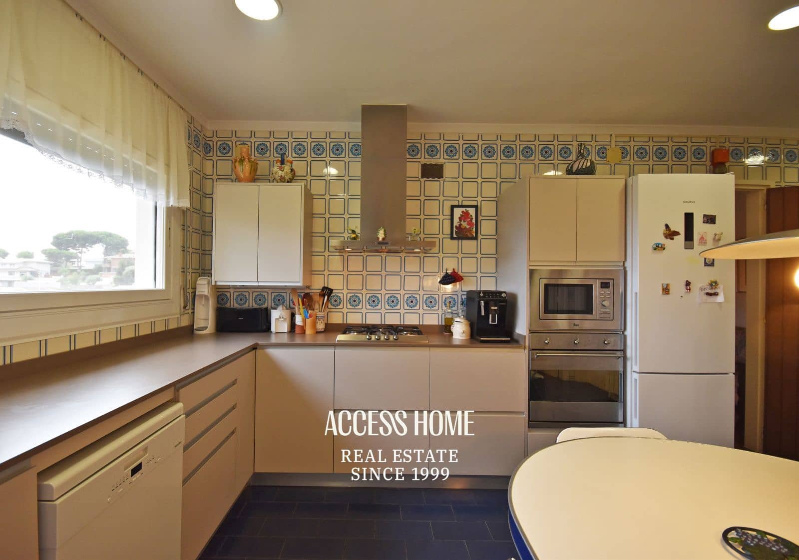 4 soverom Villa til salgs i Cabrils med svømmebasseng garasje - € 795 000 (Ref: 9160059)