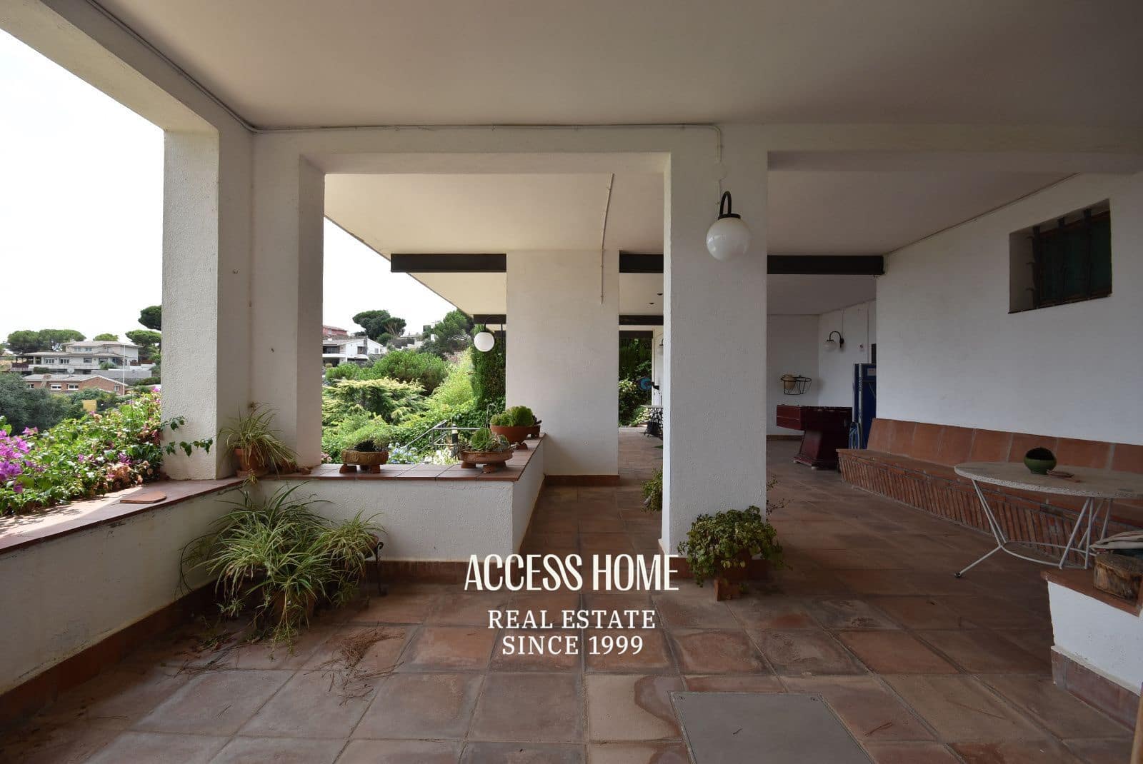 4 soverom Villa til salgs i Cabrils med svømmebasseng garasje - € 795 000 (Ref: 9160059)