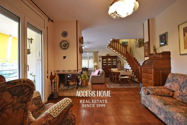 4 sovrum Villa till salu i Cabrils med pool garage - 795 000 € (Ref: 9160059)