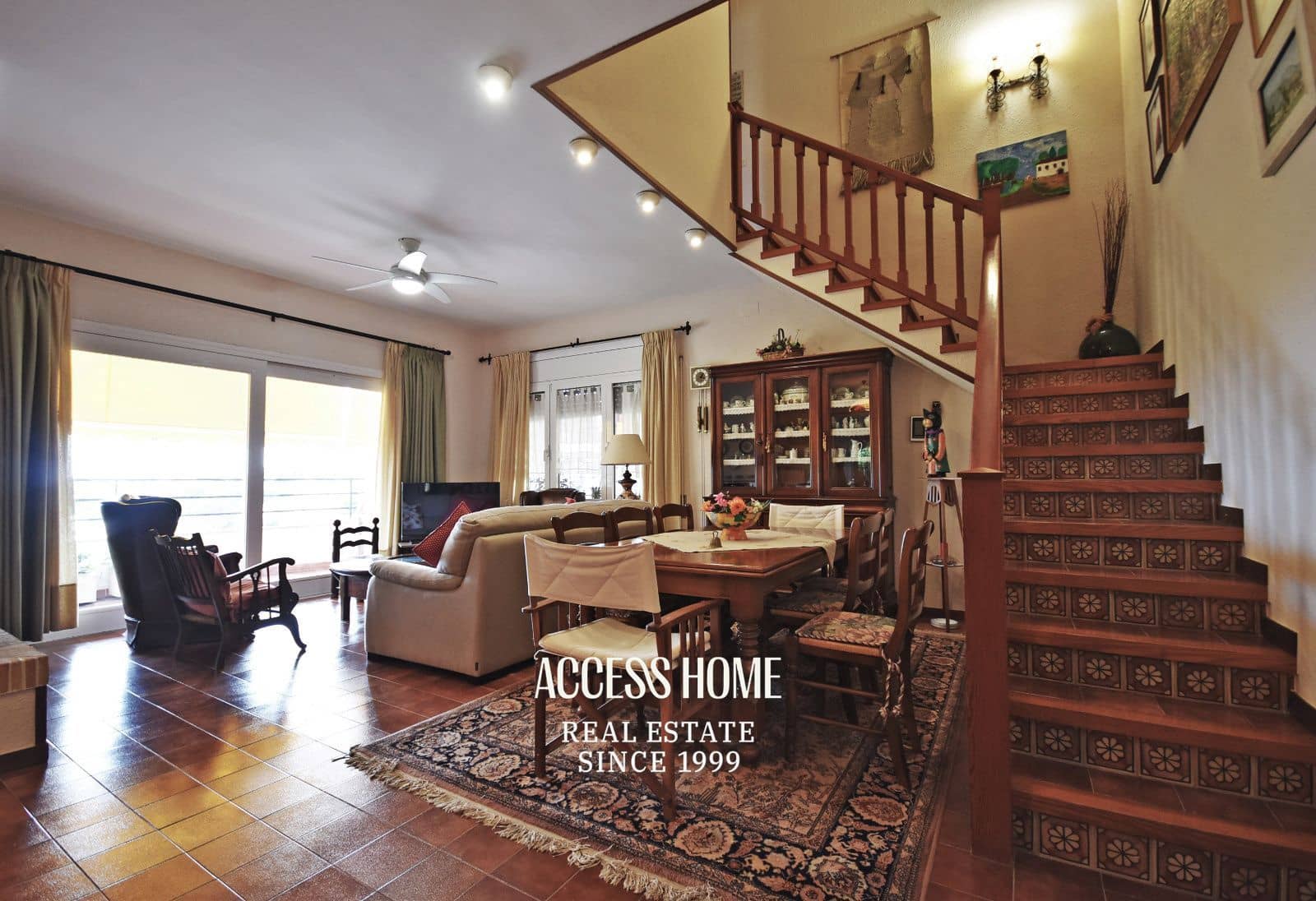 4 soverom Villa til salgs i Cabrils med svømmebasseng garasje - € 795 000 (Ref: 9160059)