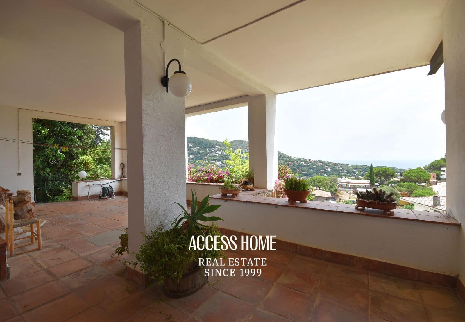 4 soverom Villa til salgs i Cabrils med svømmebasseng garasje - € 795 000 (Ref: 9160059)