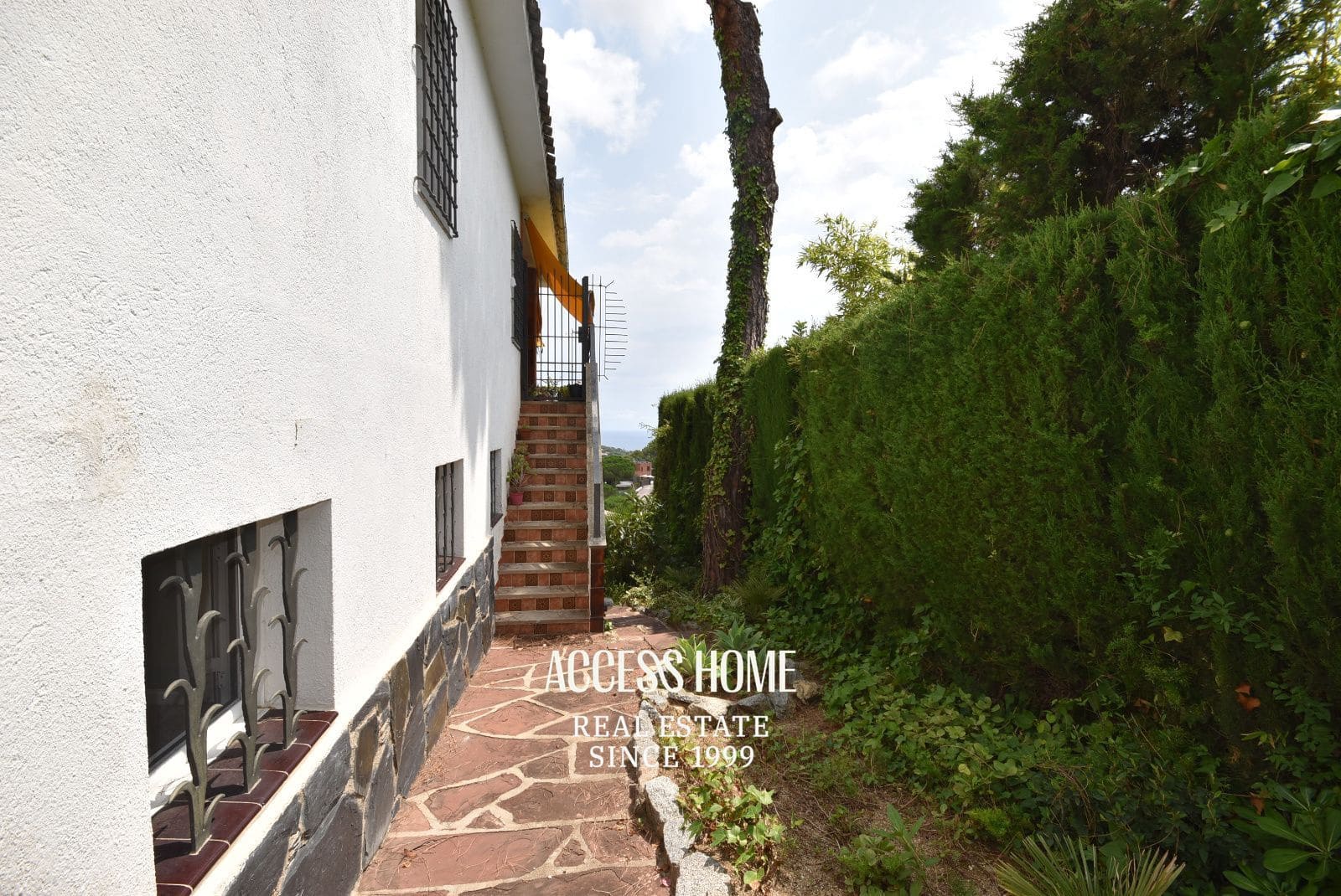 4 soverom Villa til salgs i Cabrils med svømmebasseng garasje - € 795 000 (Ref: 9160059)