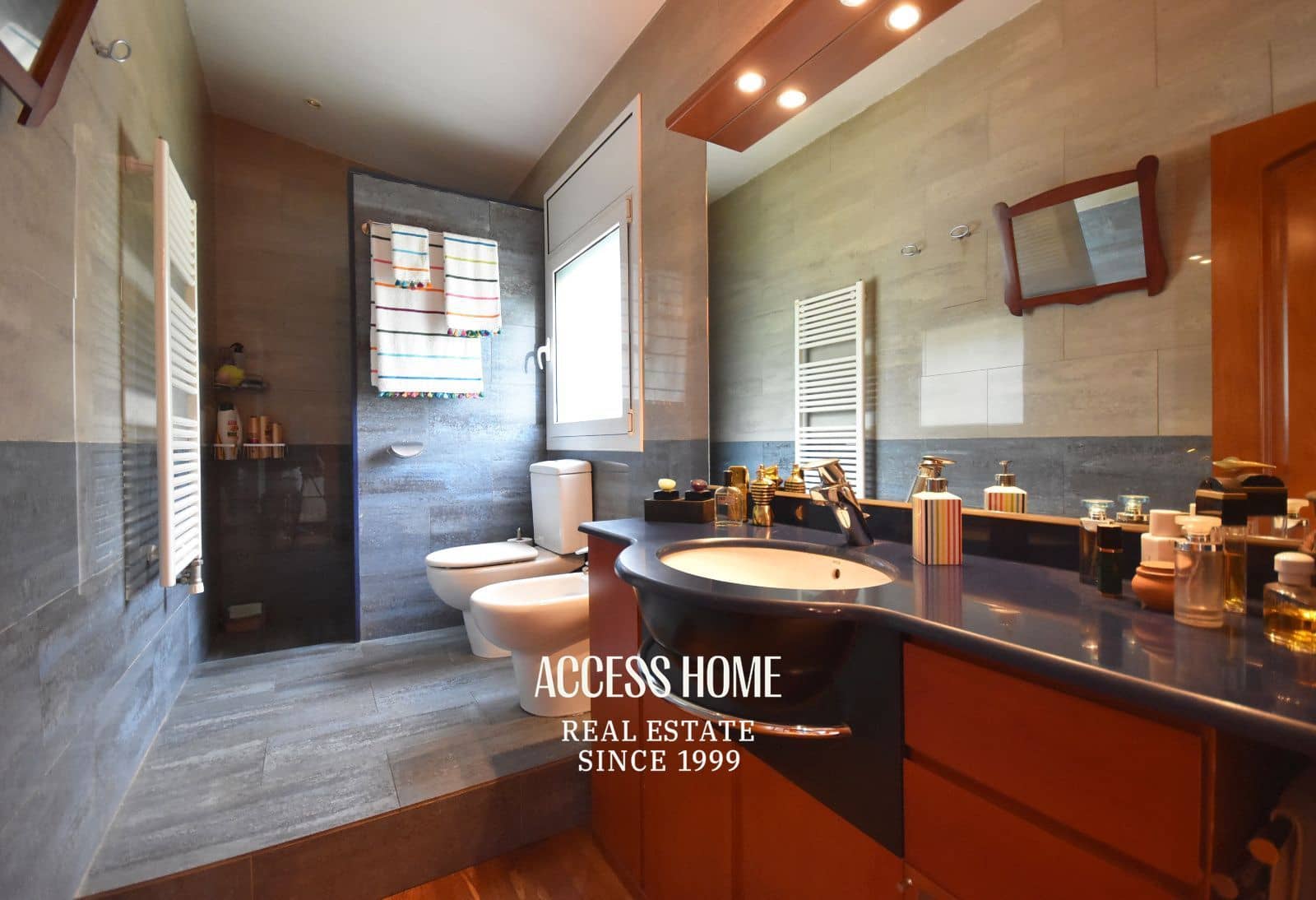 5 soveværelse Villa til salg i Cabrils med swimmingpool garage - € 770.000 (Ref: 9160489)