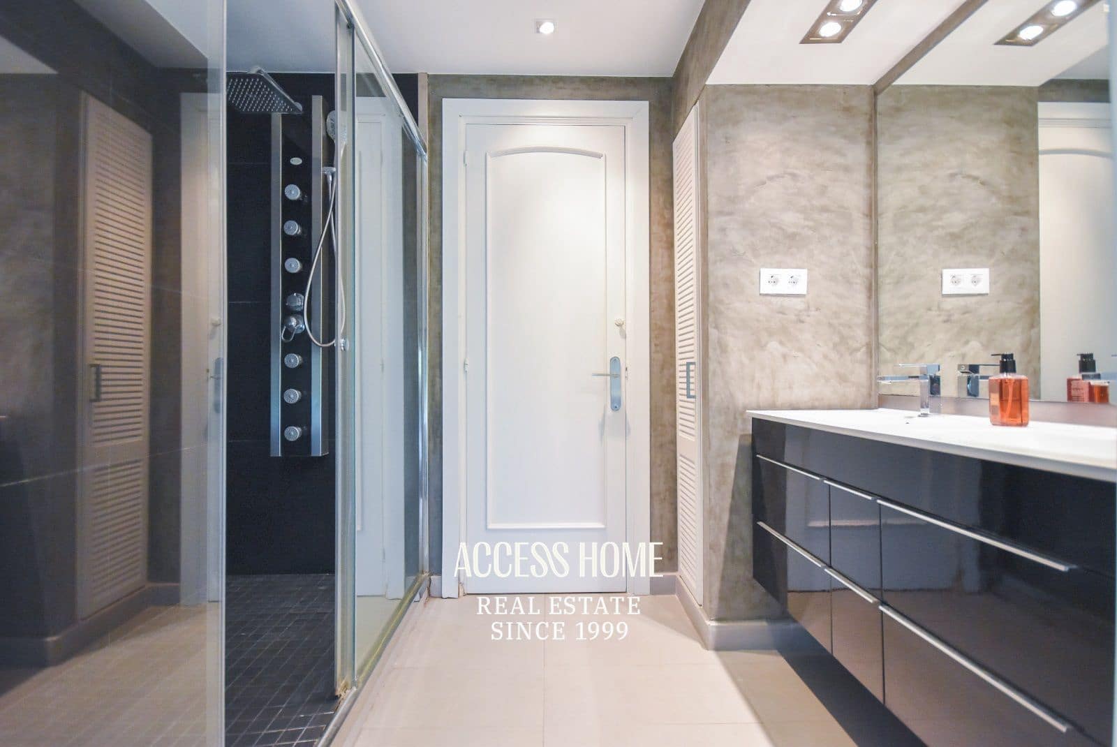 4 soveværelse Villa til salg i Alella med swimmingpool garage - € 1.980.000 (Ref: 9161472)