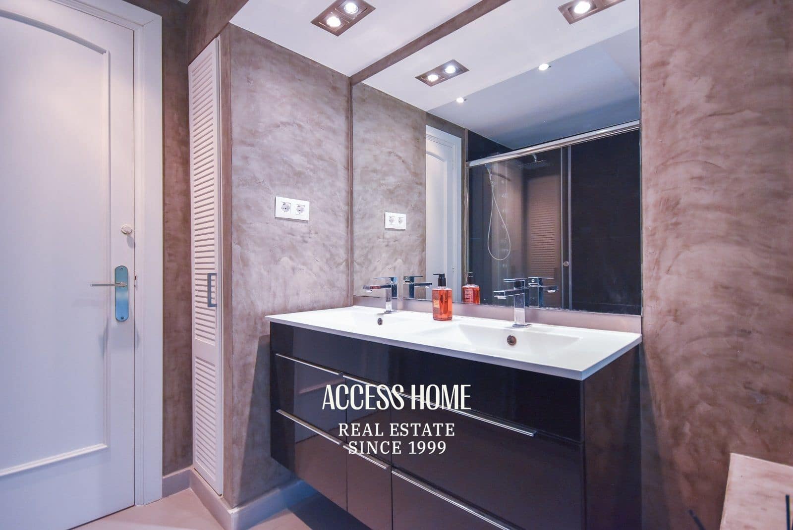 4 soveværelse Villa til salg i Alella med swimmingpool garage - € 1.980.000 (Ref: 9161472)