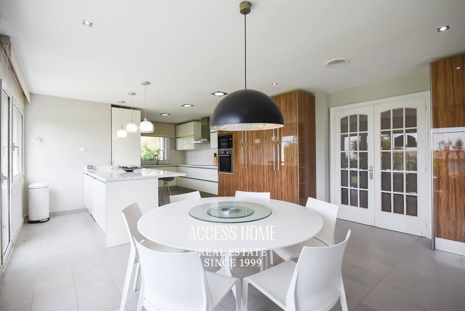 4 soveværelse Villa til salg i Alella med swimmingpool garage - € 1.980.000 (Ref: 9161472)