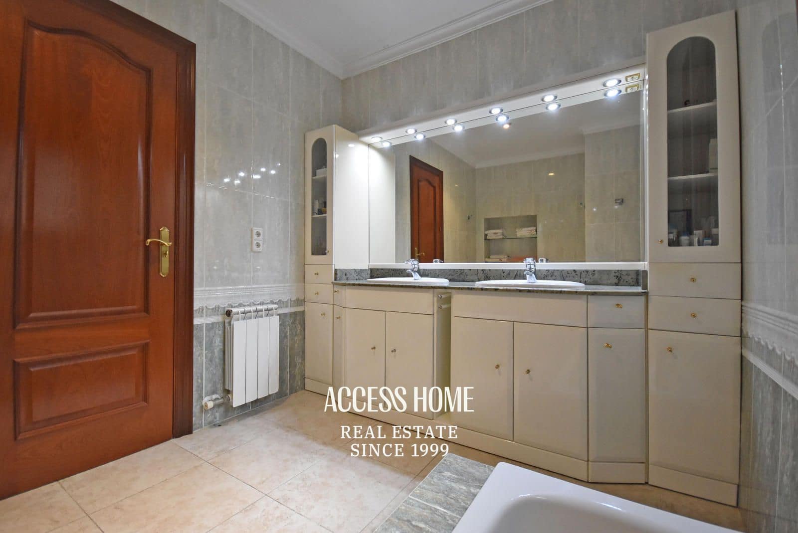 7 soveværelse Villa til salg i Mataro med swimmingpool garage - € 735.000 (Ref: 9197007)