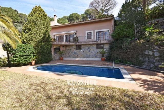 7 bedroom Villa for sale in Mataró with pool garage - € 735,000 (Ref: 9197007)