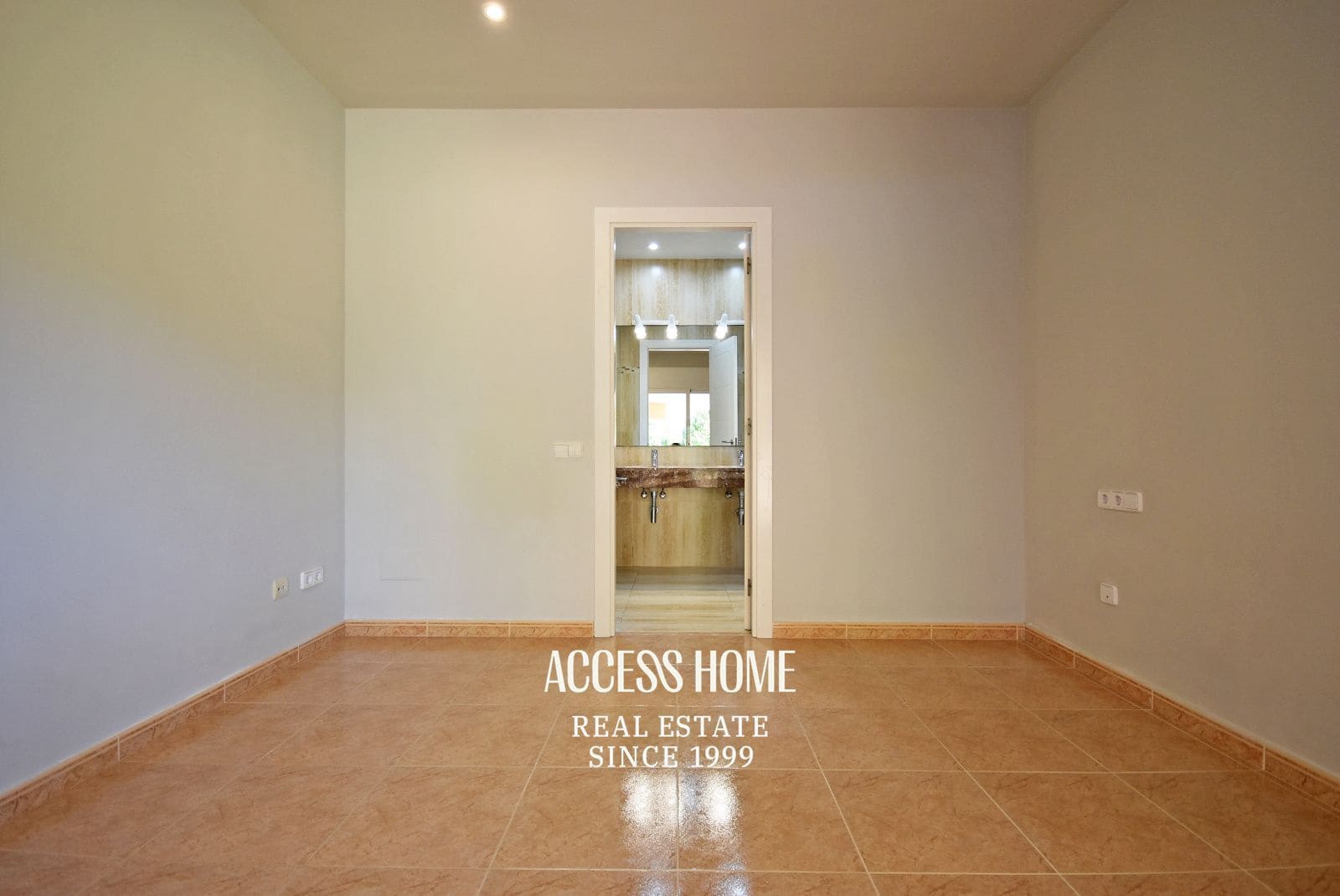 6 soveværelse Villa til leje i Sant Andreu de Llavaneres med swimmingpool - € 6.000 (Ref: 9211350)