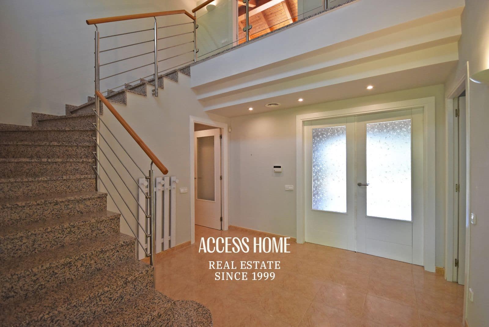 6 soveværelse Villa til leje i Sant Andreu de Llavaneres med swimmingpool - € 6.000 (Ref: 9211350)