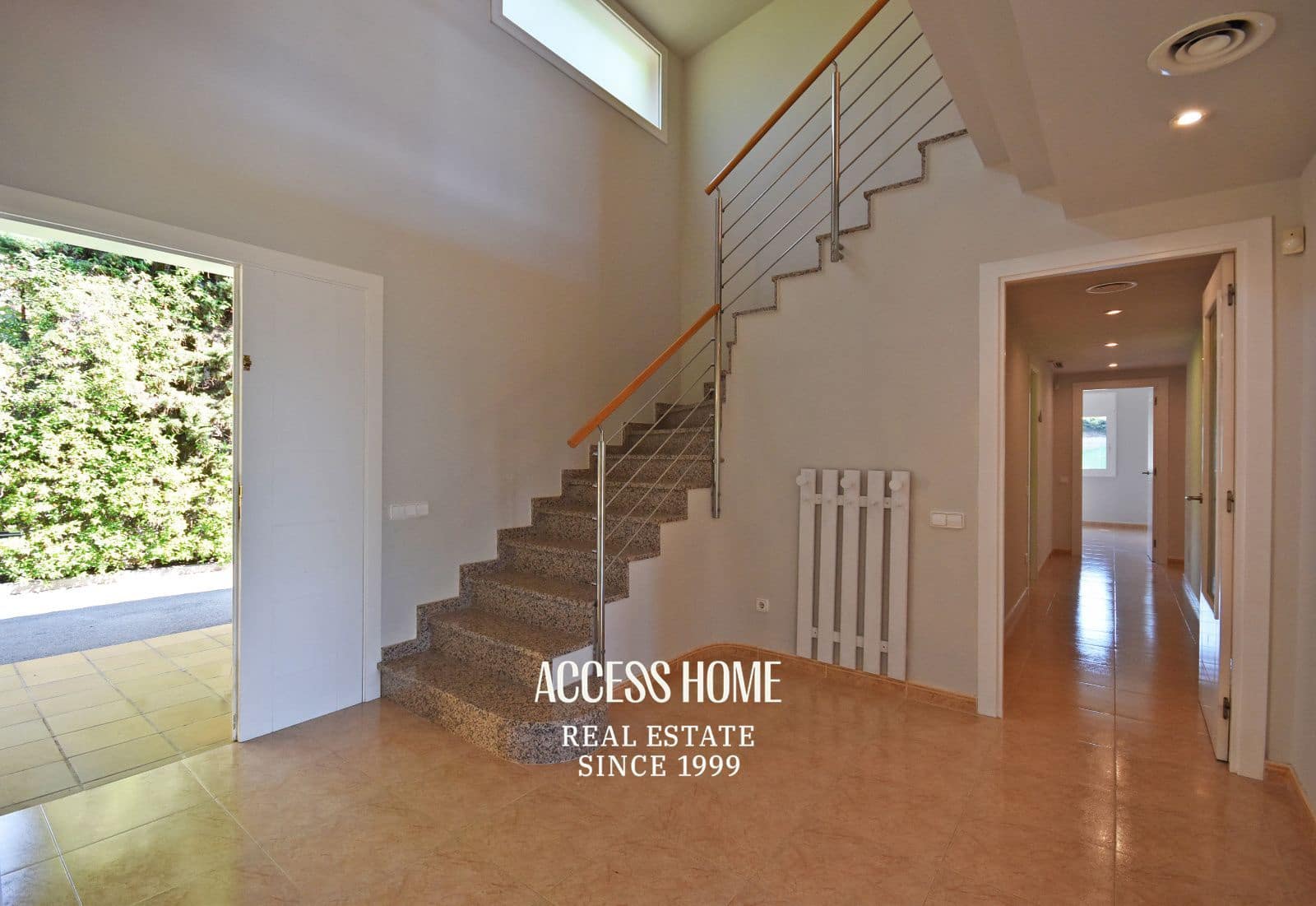 6 soveværelse Villa til leje i Sant Andreu de Llavaneres med swimmingpool - € 6.000 (Ref: 9211350)