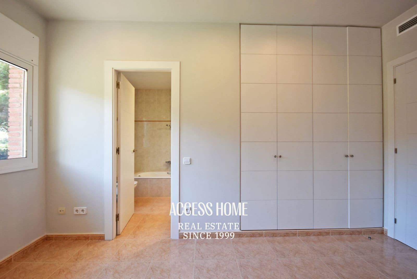 6 soveværelse Villa til leje i Sant Andreu de Llavaneres med swimmingpool - € 6.000 (Ref: 9211350)