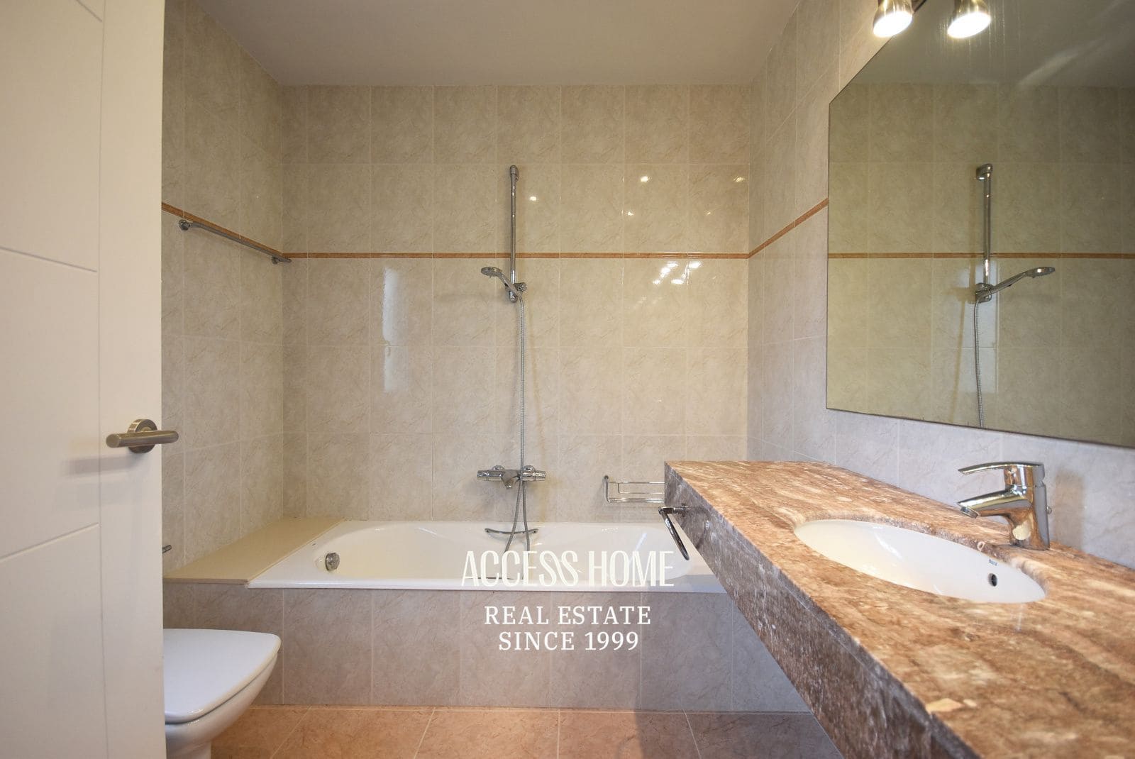 6 soveværelse Villa til leje i Sant Andreu de Llavaneres med swimmingpool - € 6.000 (Ref: 9211350)