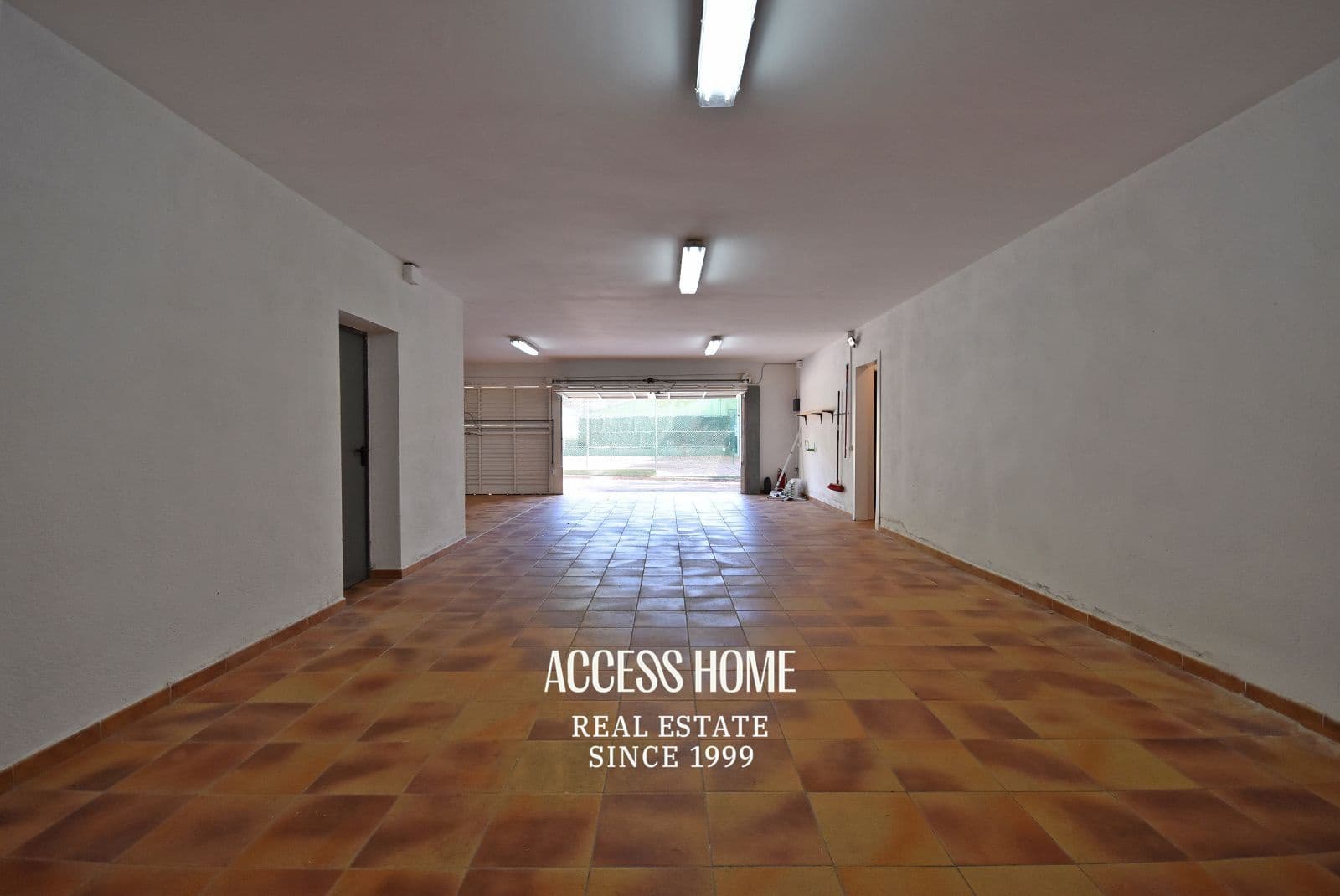 6 soveværelse Villa til leje i Sant Andreu de Llavaneres med swimmingpool - € 6.000 (Ref: 9211350)