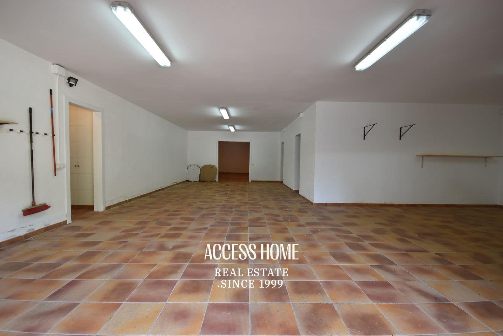 6 soveværelse Villa til leje i Sant Andreu de Llavaneres med swimmingpool - € 6.000 (Ref: 9211350)