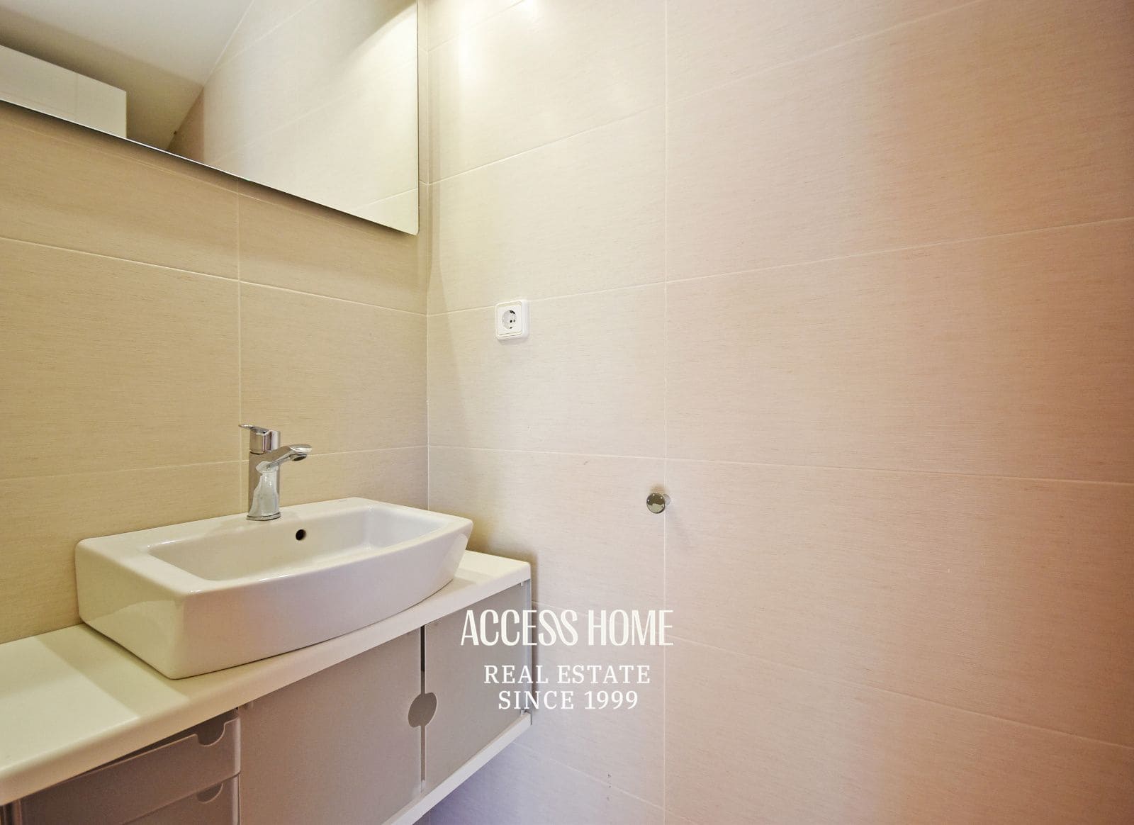 6 soveværelse Villa til leje i Sant Andreu de Llavaneres med swimmingpool - € 6.000 (Ref: 9211350)