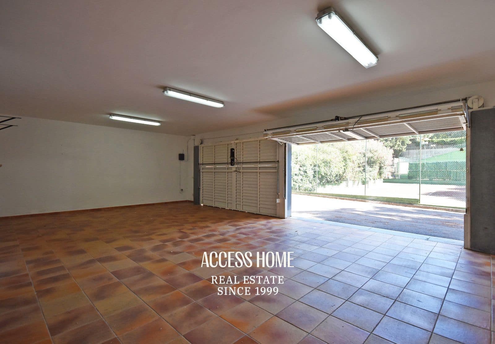 6 soveværelse Villa til leje i Sant Andreu de Llavaneres med swimmingpool - € 6.000 (Ref: 9211350)