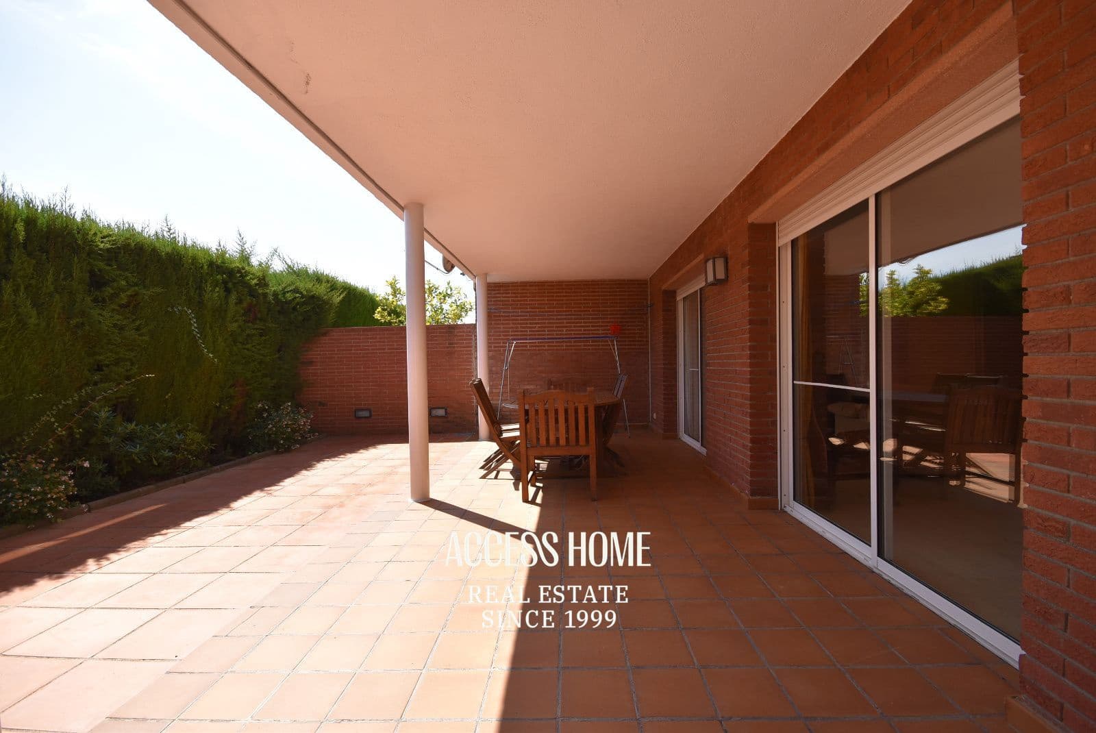 6 slaapkamer Villa te koop in Sant Vicenc de Montalt met zwembad garage - € 990.000 (Ref: 9216611)