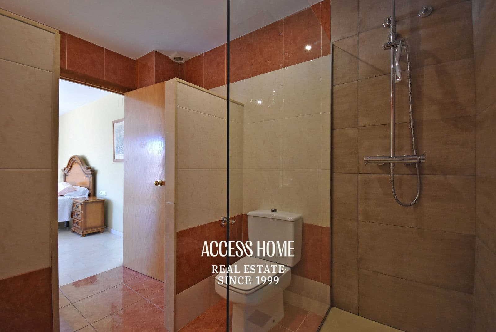 6 slaapkamer Villa te koop in Sant Vicenc de Montalt met zwembad garage - € 990.000 (Ref: 9216611)