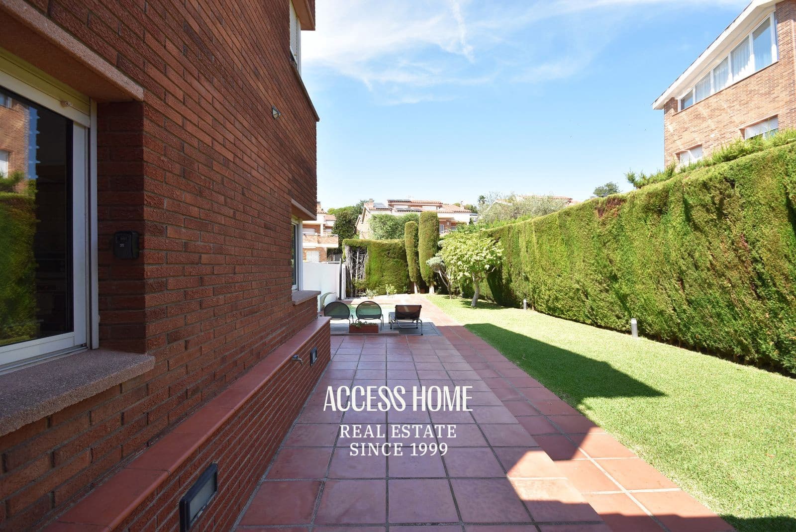 6 slaapkamer Villa te koop in Sant Vicenc de Montalt met zwembad garage - € 990.000 (Ref: 9216611)