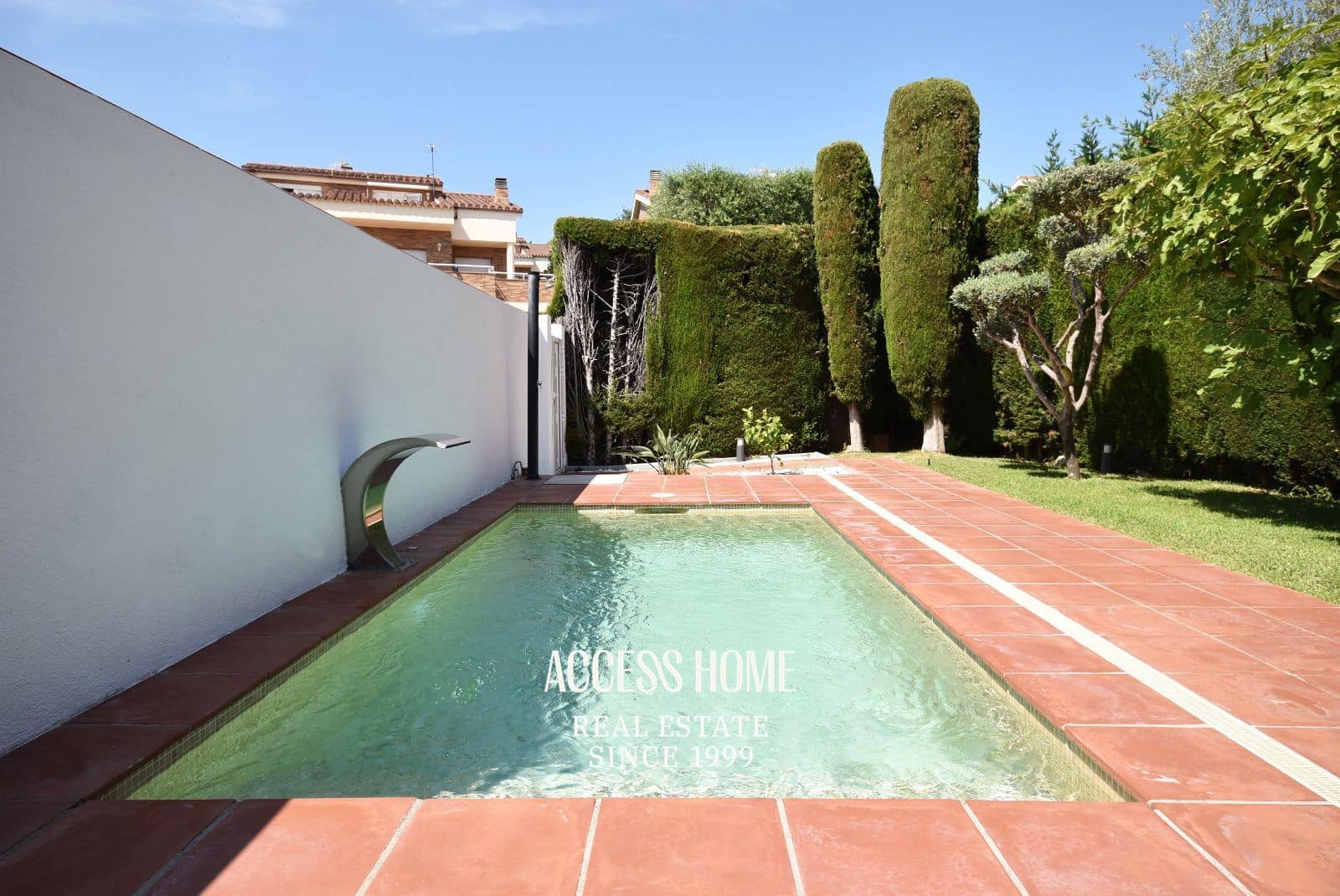 6 slaapkamer Villa te koop in Sant Vicenc de Montalt met zwembad garage - € 990.000 (Ref: 9216611)