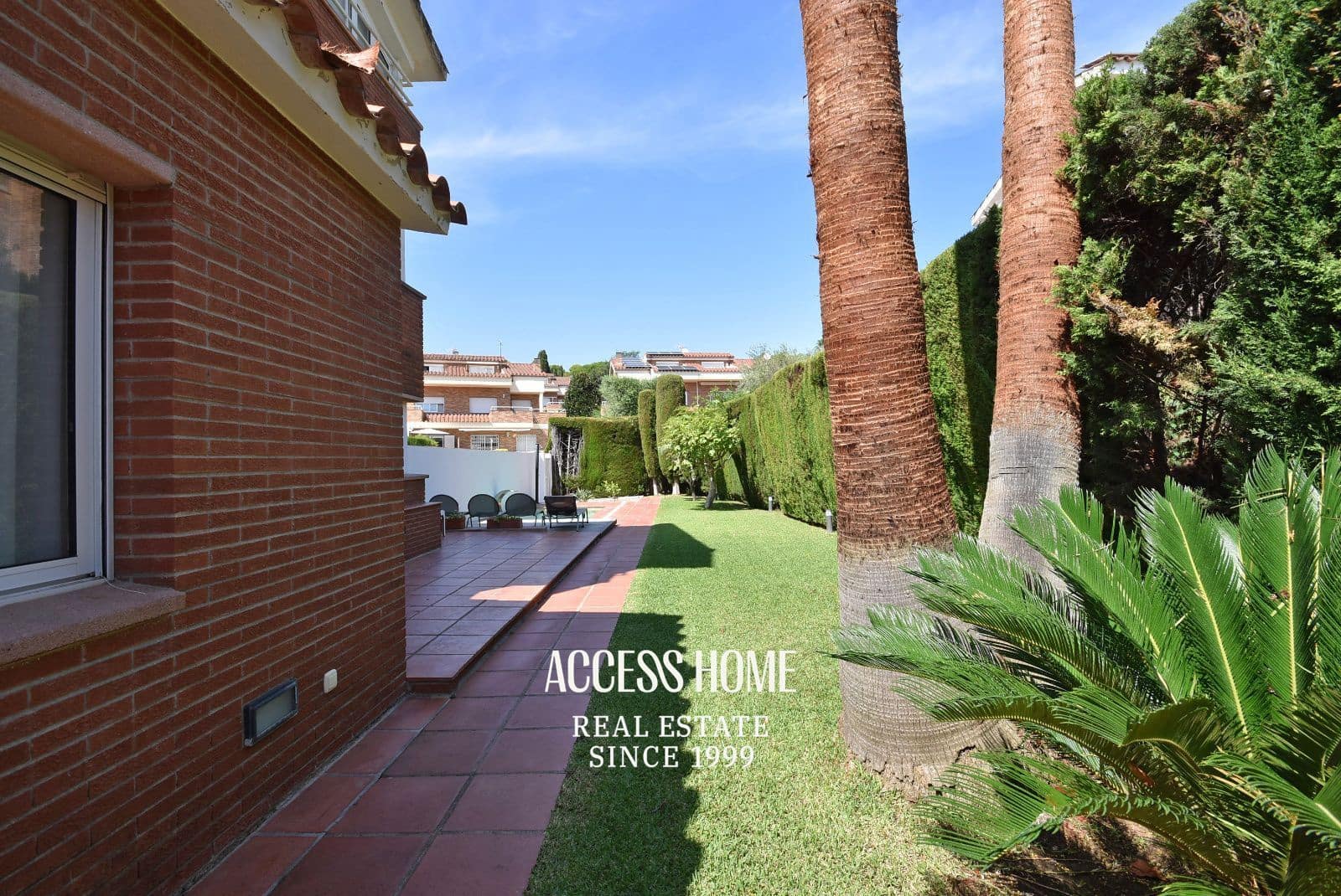 6 slaapkamer Villa te koop in Sant Vicenc de Montalt met zwembad garage - € 990.000 (Ref: 9216611)