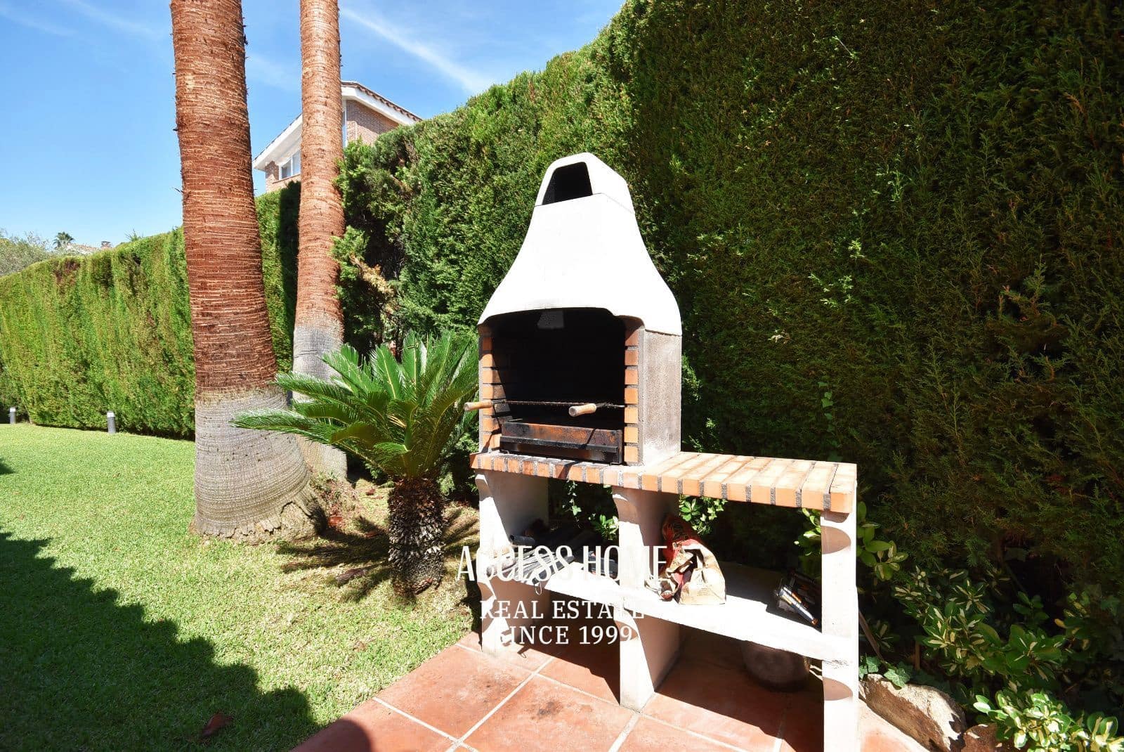 6 slaapkamer Villa te koop in Sant Vicenc de Montalt met zwembad garage - € 990.000 (Ref: 9216611)