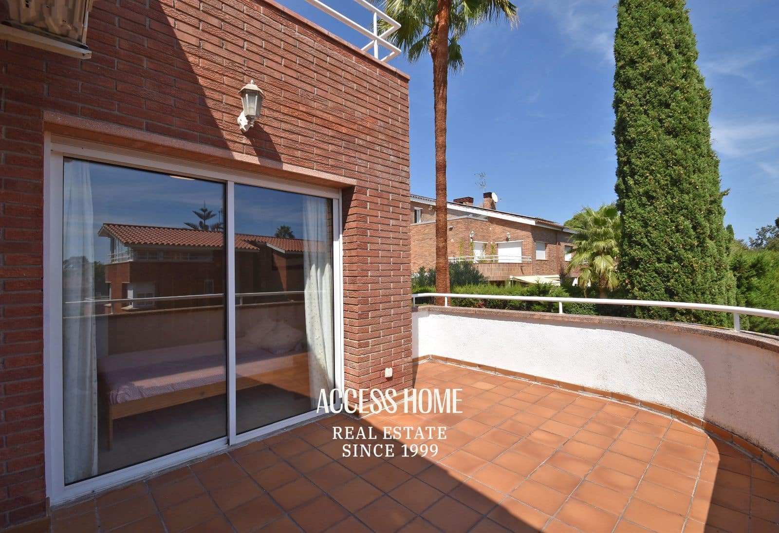 6 slaapkamer Villa te koop in Sant Vicenc de Montalt met zwembad garage - € 990.000 (Ref: 9216611)