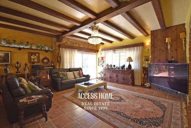 6 slaapkamer Villa te koop in Alella met zwembad - € 990.000 (Ref: 9219454)