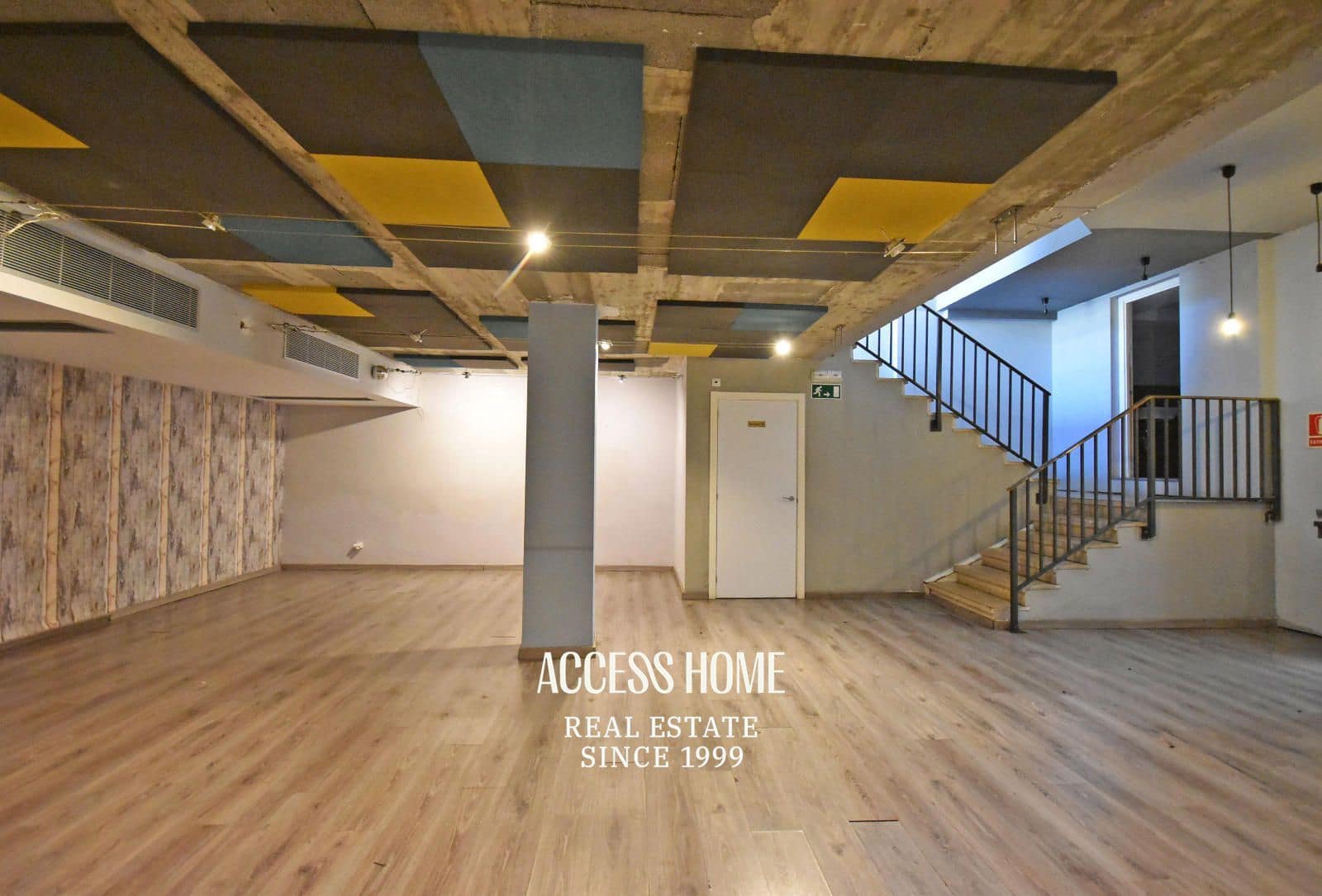 Commerciale in vendita in Cerdanyola del Valles - 274.000 € (Rif: 9237981)