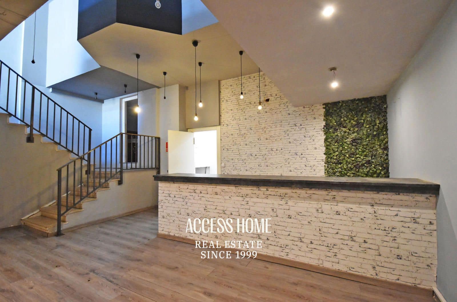 Commerciale in vendita in Cerdanyola del Valles - 274.000 € (Rif: 9237981)