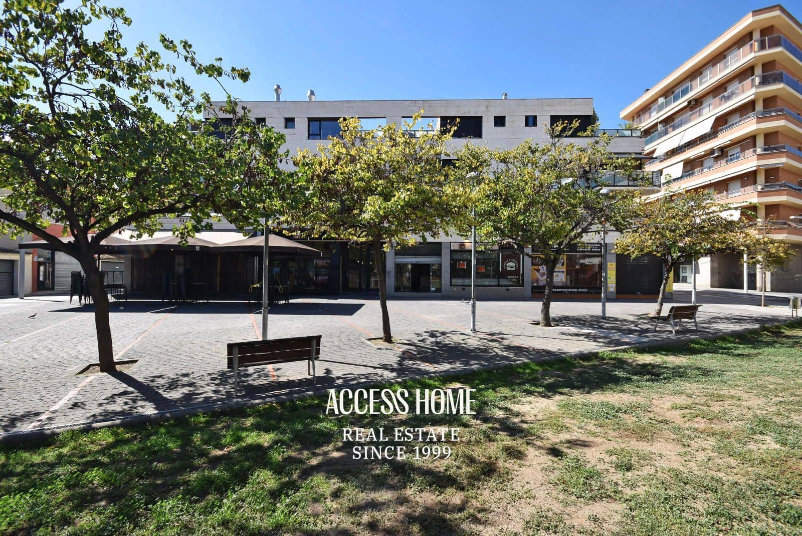 Commerciale in vendita in Cerdanyola del Valles - 274.000 € (Rif: 9237981)